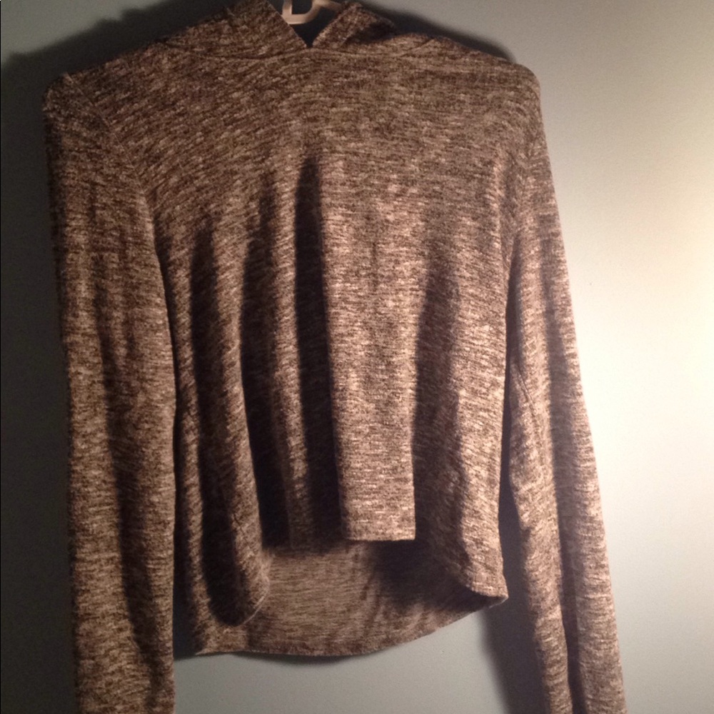 Long sleeve crop top sweater